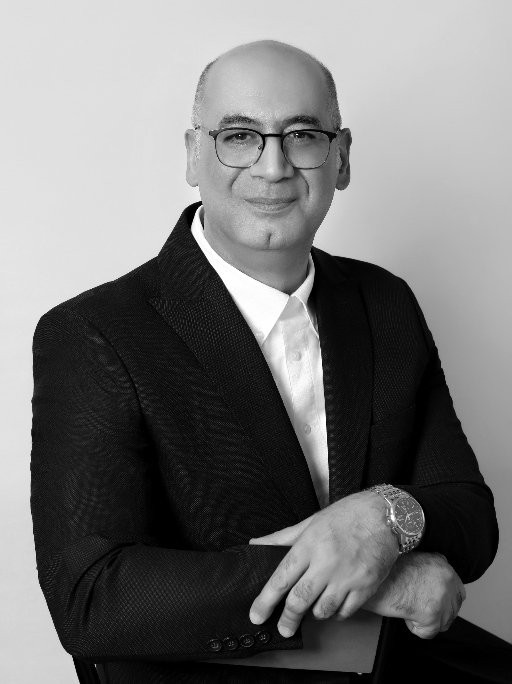 امیرحسین آزمایش