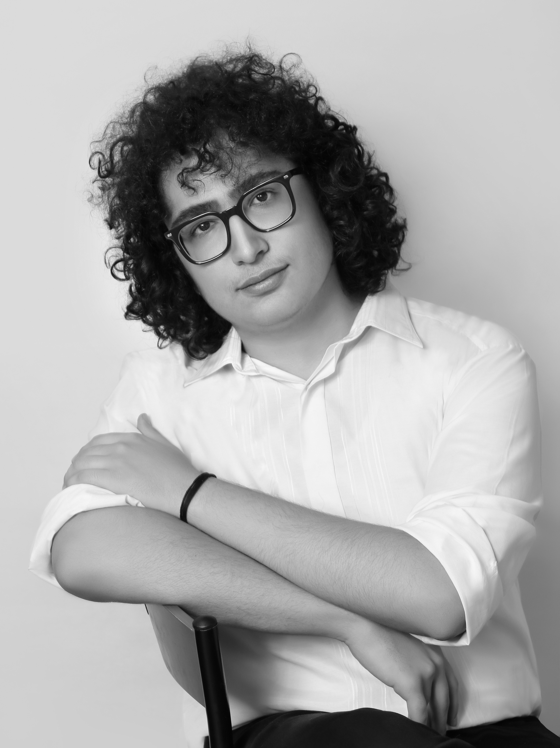 امیرحسین آزمایش