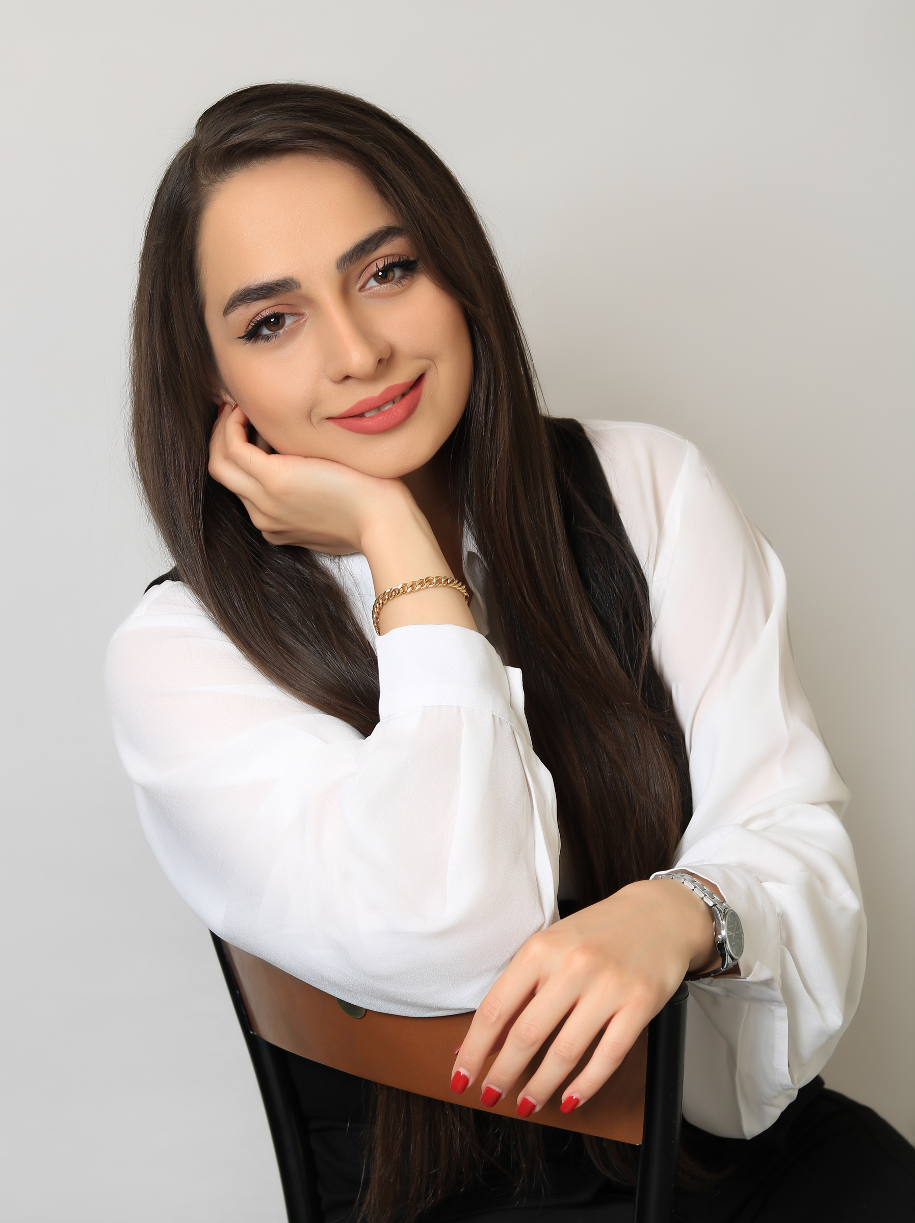 فائزه حمزه لویHover